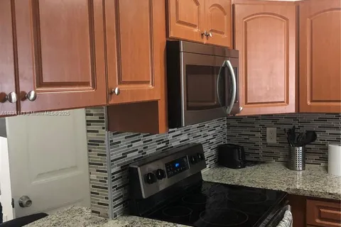 16700 NW 55th Ave # 12, Miami Gardens FL 33055