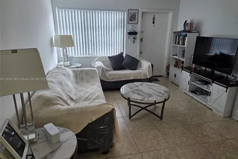 3970 NW 31st Ter # 2, Lauderdale Lakes FL 33309