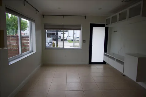 650 E 10th Ave # 1, Hialeah FL 33010