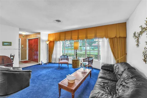 4701 Van Buren St, Hollywood FL 33021