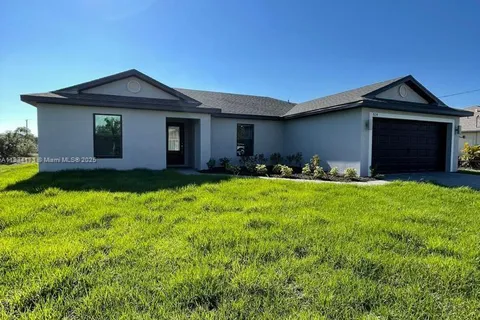861 WINWOOD CIR, Fort Myers FL 33913