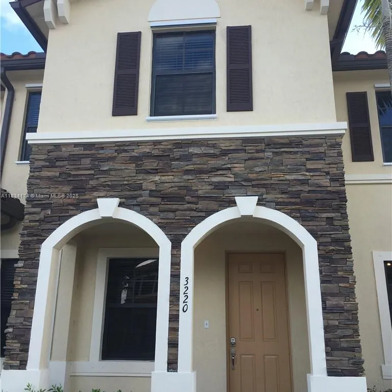 3220 SE 5th Ct, Homestead FL 33033