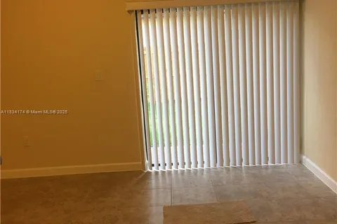 3220 SE 5th Ct, Homestead FL 33033