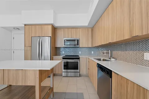 2150 N Bayshore Dr # 0709, Miami FL 33137
