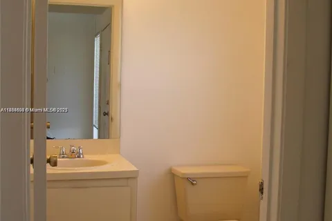 5200 NW 31st Ave # 73, Fort Lauderdale FL 33309