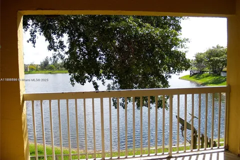 5200 NW 31st Ave # 73, Fort Lauderdale FL 33309