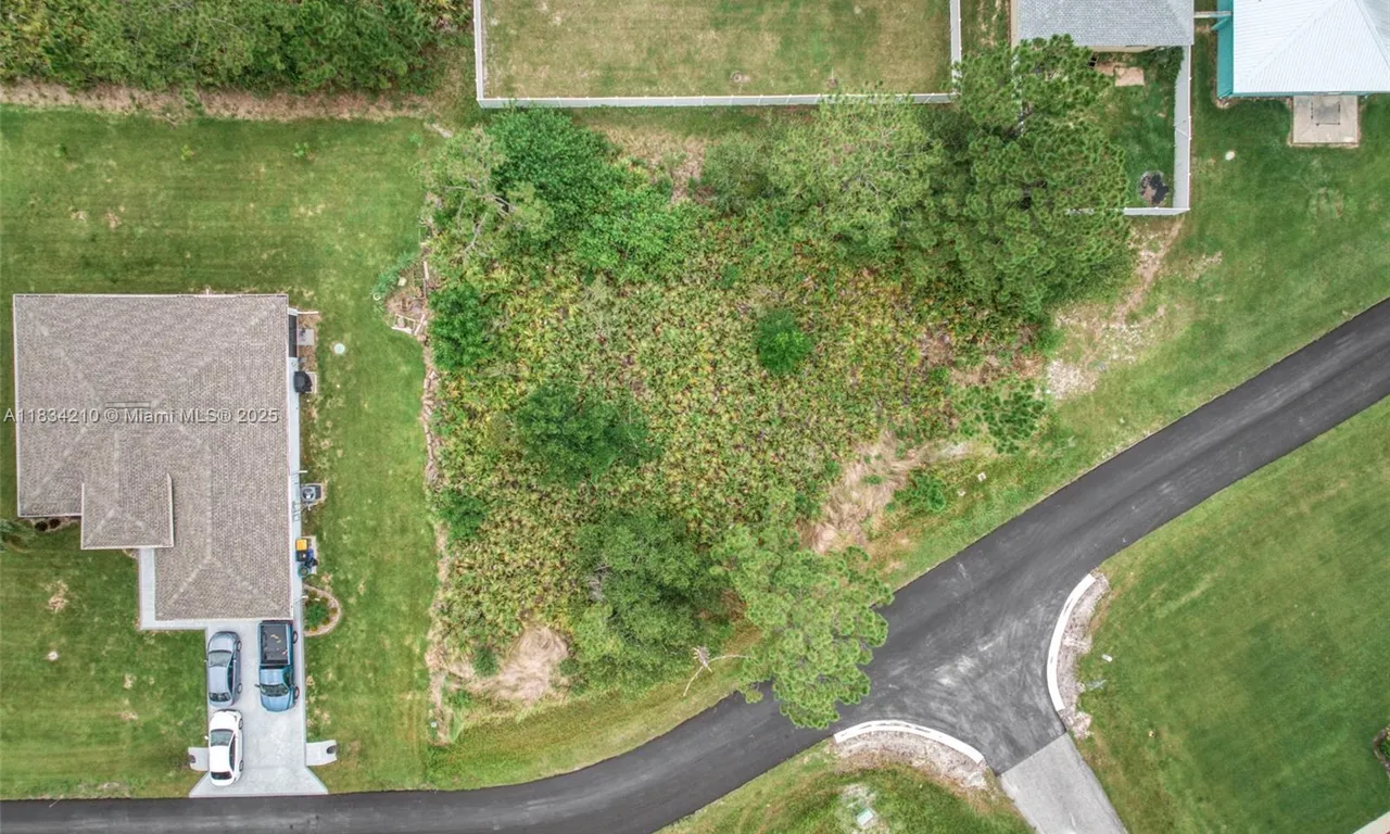 6939 Mexican Hat Dr, Sebring FL 33872