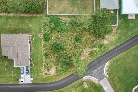 6939 Mexican Hat Dr, Sebring FL 33872