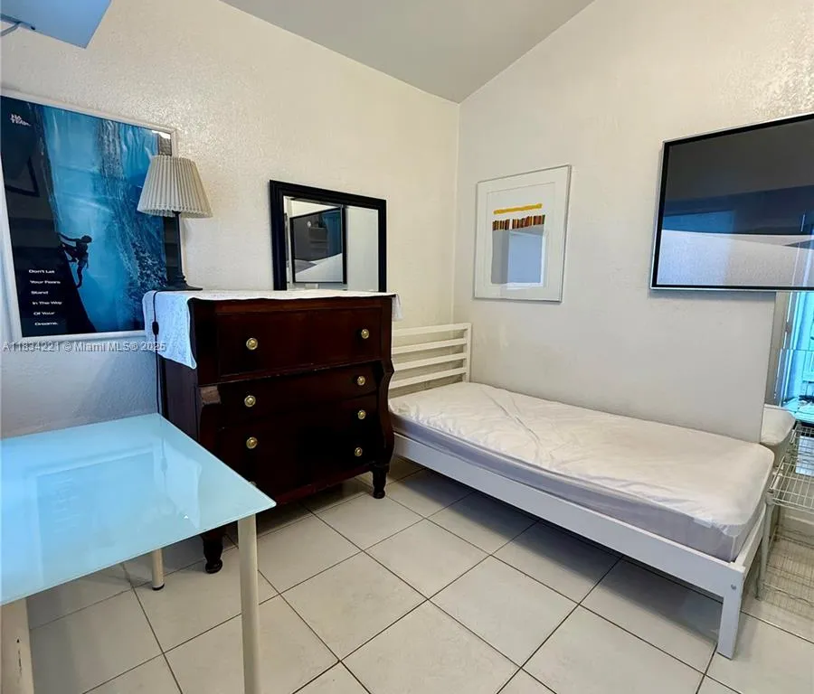 1750 SW 16th St # 1, Miami FL 33145
