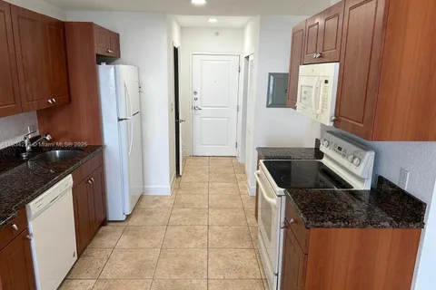 401 69th St # 603, Miami Beach FL 33141