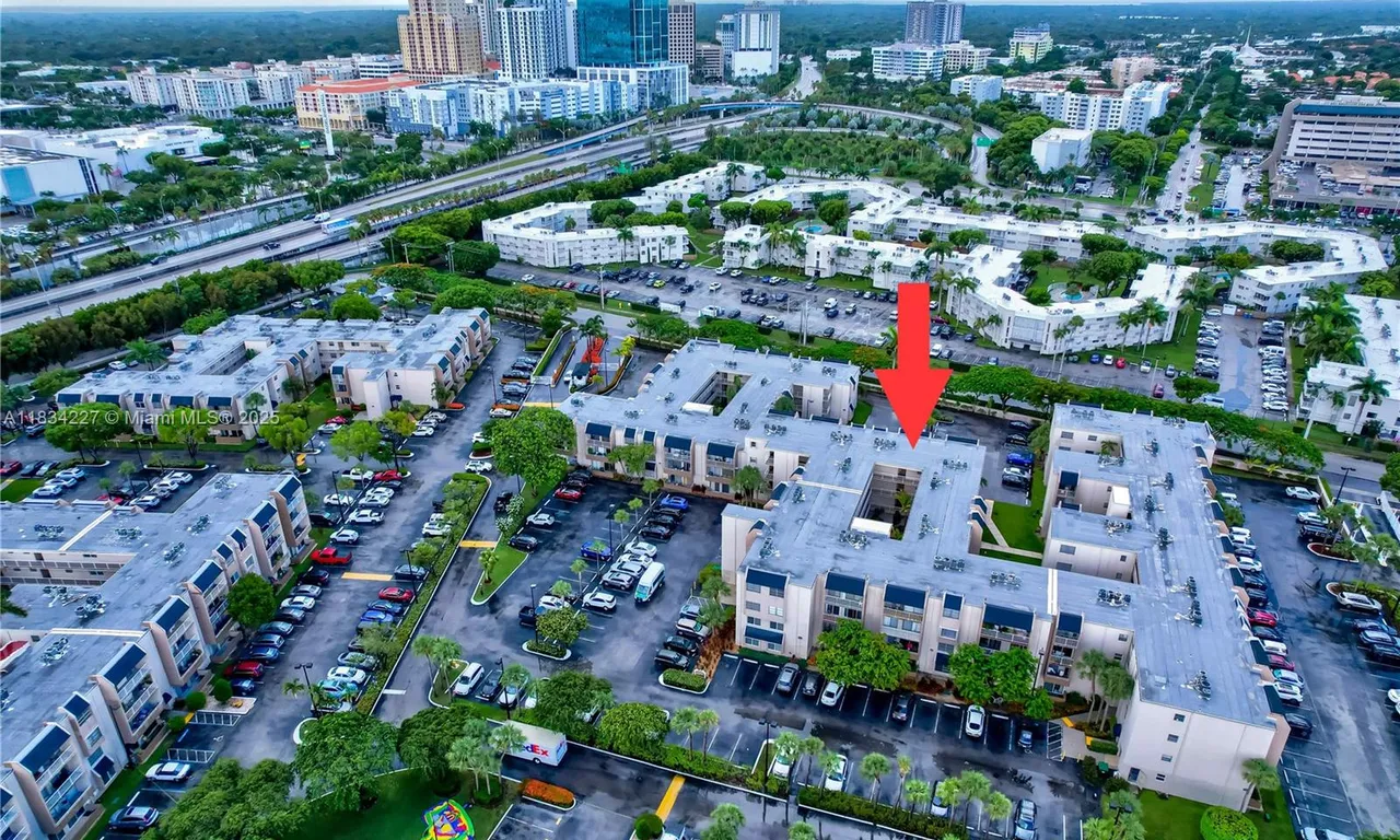 7745 SW 86th St # 222, Miami FL 33143