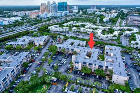 7745 SW 86th St # 222, Miami FL 33143
