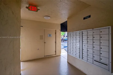 7745 SW 86th St # 222, Miami FL 33143