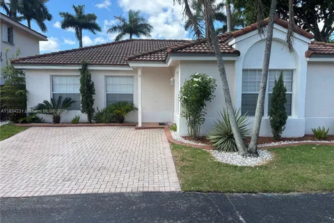 10234 NW 57th St, Doral FL 33178