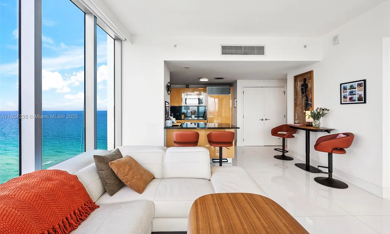 6899 Collins Ave # 2004, Miami Beach FL 33141