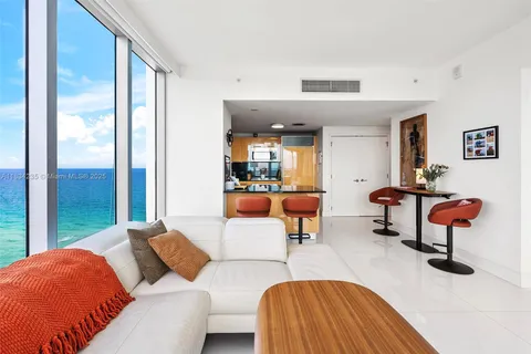 6899 Collins Ave # 2004, Miami Beach FL 33141