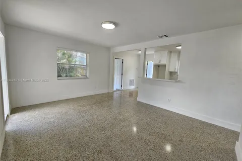 1112 NW 15th Ave, Fort Lauderdale FL 33311
