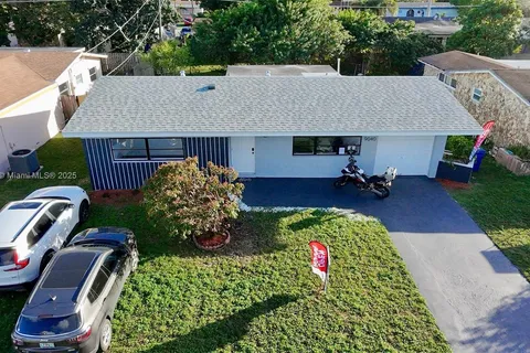 9040 NW 26th Place Sunrise Golf Village, Sunrise FL 33322