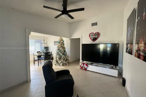 5344 Bosque Ln # 104, West Palm Beach FL 33415