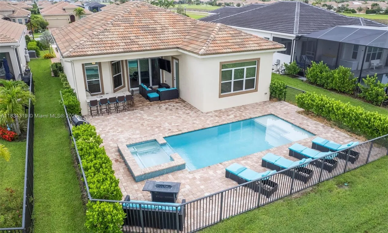 9247 SW Miracoli Way, Port St. Lucie FL 34987