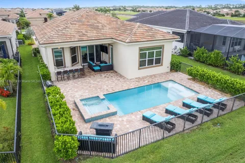 9247 SW Miracoli Way, Port St. Lucie FL 34987
