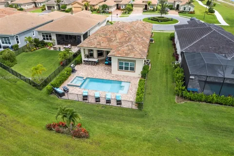 9247 SW Miracoli Way, Port St. Lucie FL 34987