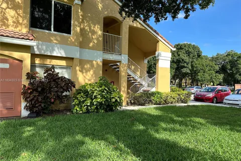 2647 NW 33rd St # 2307, Oakland Park FL 33309