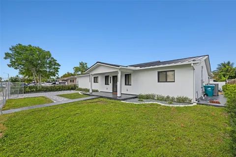 20221 SW 118th Ave, Miami FL 33177