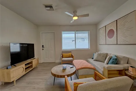 5712 Mayo St # 1, Hollywood FL 33023