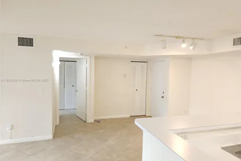 2011 Renaissance Blvd # 205, Miramar FL 33025