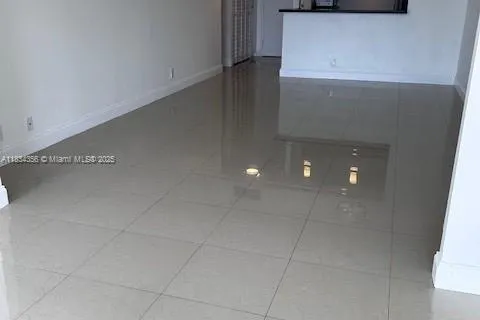 2001 Atlantic Shores Blvd # 516, Hallandale Beach FL 33009