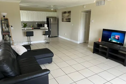 898 NW 45th Ave # 42, Miami FL 33126