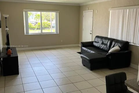 898 NW 45th Ave # 42, Miami FL 33126