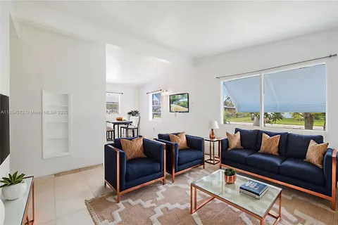 2107 Golfview Ct, Fort Pierce FL 34950