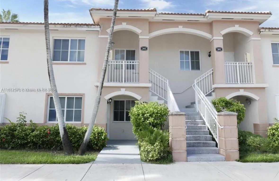 1260 SE 28th Ct # 205, Homestead FL 33035