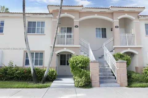 1260 SE 28th Ct # 205, Homestead FL 33035