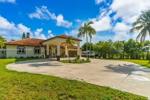 20890 SW 240th St, Homestead FL 33031