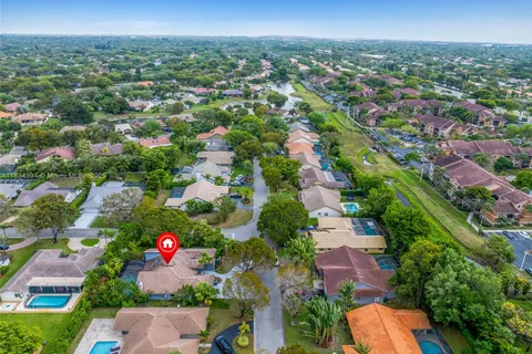 9033 NW 47th Ct, Coral Springs FL 33067