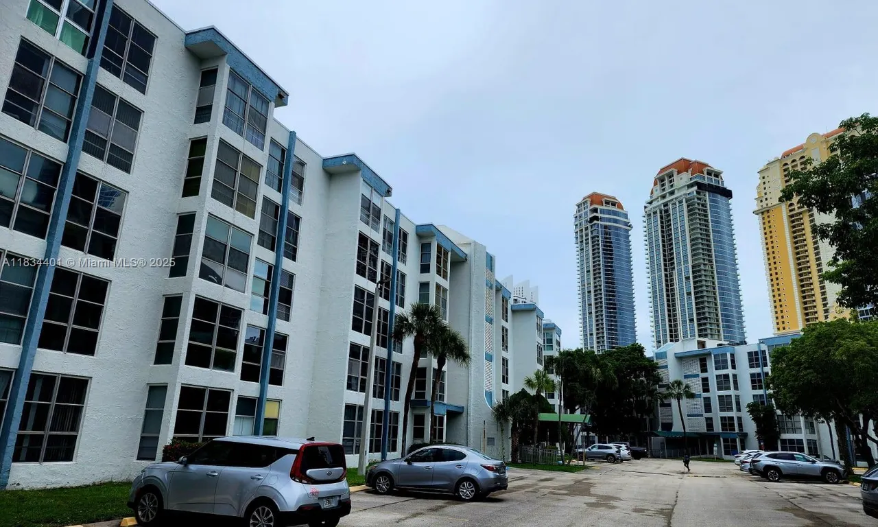 200 177th Dr # 515, Sunny Isles Beach FL 33160