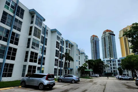 200 177th Dr # 515, Sunny Isles Beach FL 33160