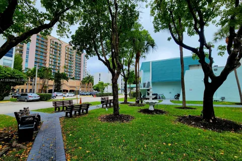 200 177th Dr # 515, Sunny Isles Beach FL 33160