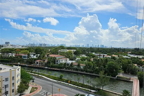 2829 Indian Creek Dr # 905, Miami Beach FL 33140