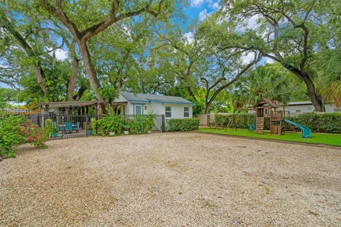 1341 NE 151st St, North Miami Beach FL 33162