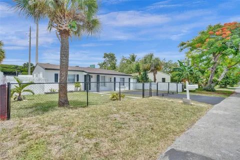 1610 S 29th Ave, Hollywood FL 33020