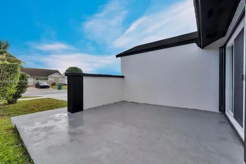 20328 NW 33rd Ave # 20328, Miami Gardens FL 33056