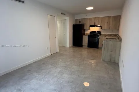 14752 NE 6th Ave # 103, Miami FL 33161