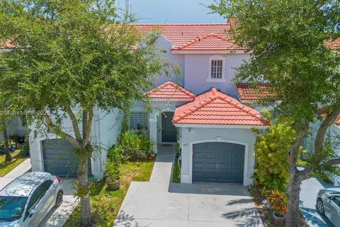 985 SW 147th Ct, Miami FL 33194