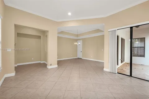 8298 NW 39th Ct, Cooper City FL 33024