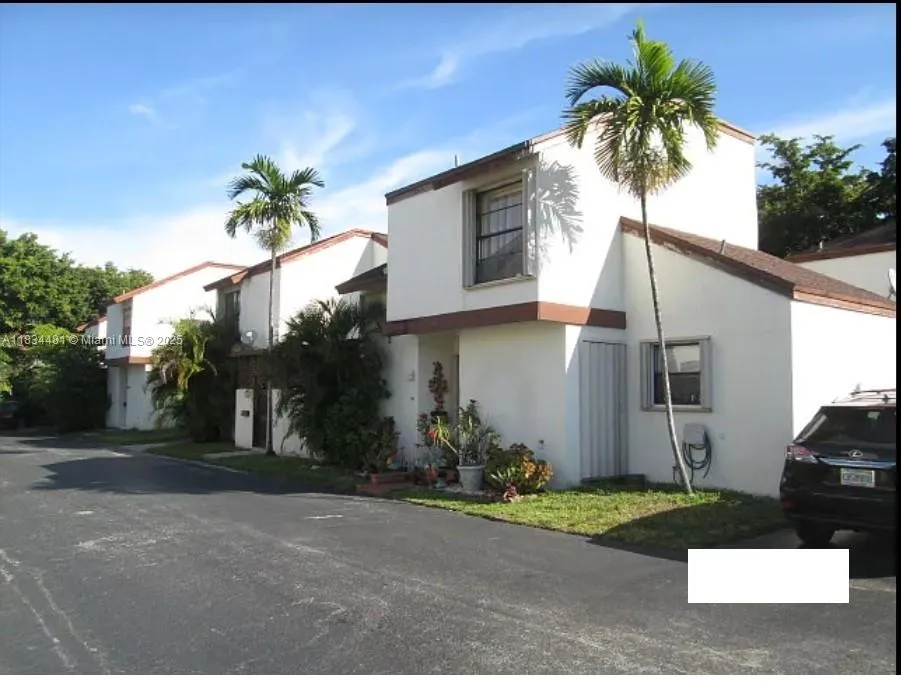 9807 NW 4th Ter # 9807, Miami FL 33172