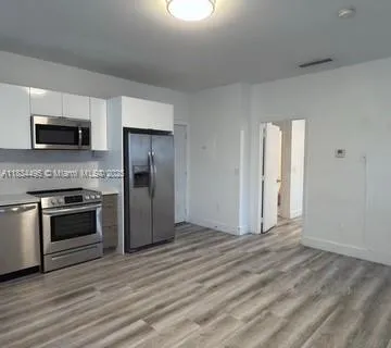 729 MERIDIAN AV # 7, Miami Beach FL 33139